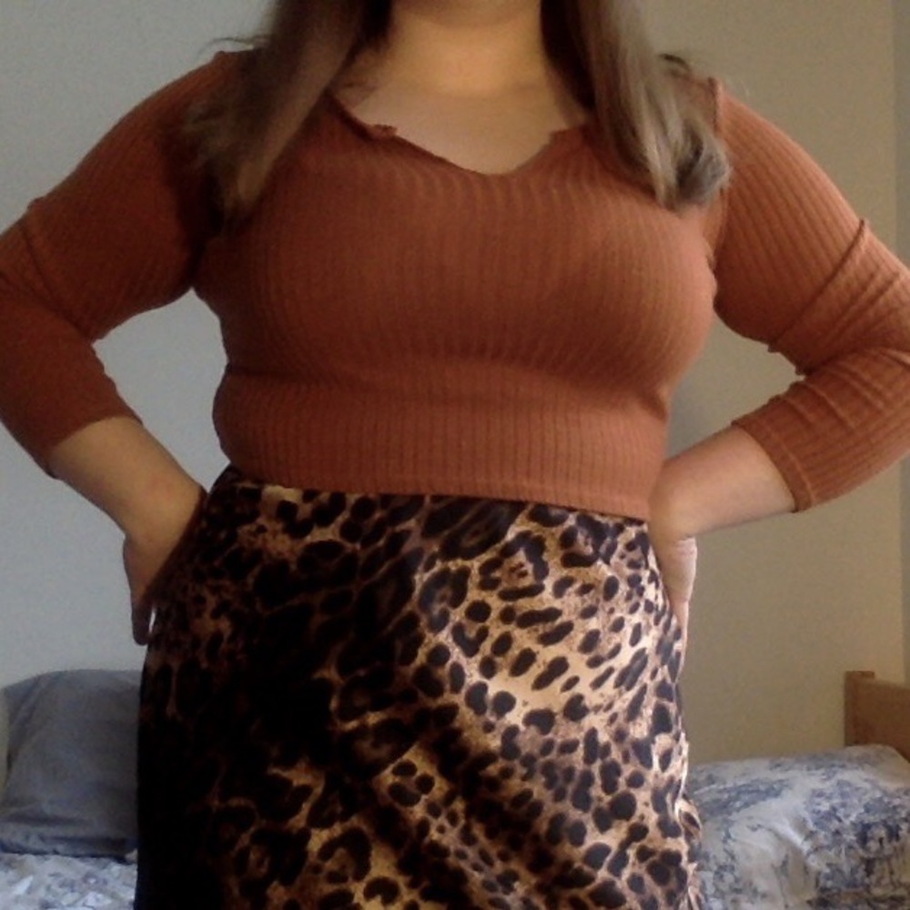 cropped orange ribbed sweater